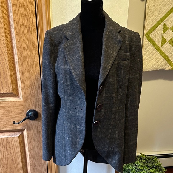 CAbi Equestrian Classic Plaid Women’s Blazer size medium - Picture 9 of 9